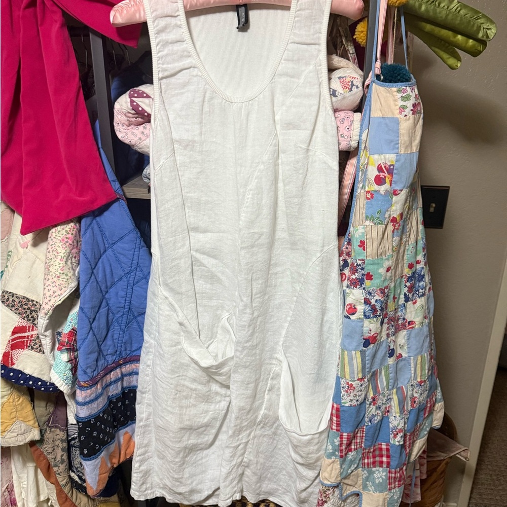 ONZ Italian linen White Sleeveless Dress